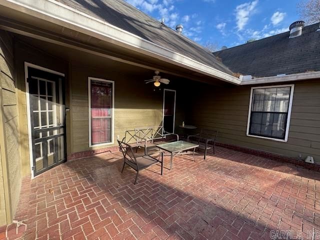 2305 Coral Tree Drive, Bryant, AR 72022