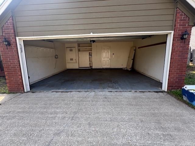 2305 Coral Tree Drive, Bryant, AR 72022