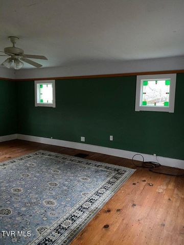 12315 Warrensburg Road, Midway, TN 37809