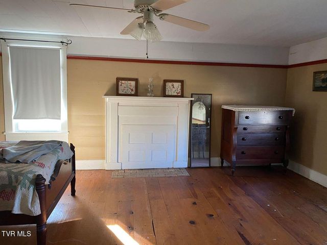 12315 Warrensburg Road, Midway, TN 37809