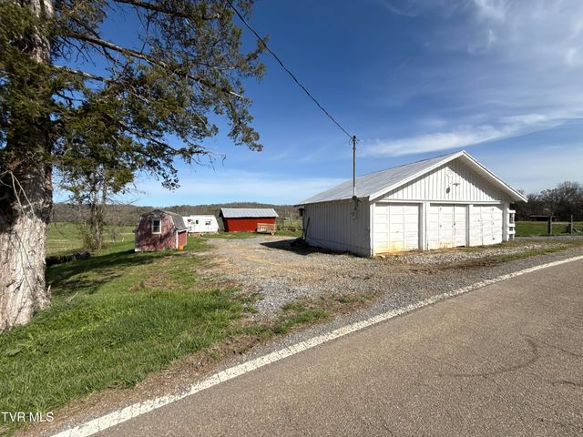 12315 Warrensburg Road, Midway, TN 37809
