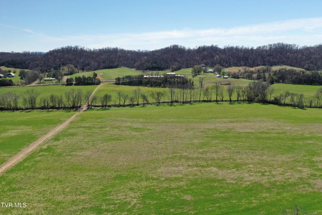 12315 Warrensburg Road, Midway, TN 37809