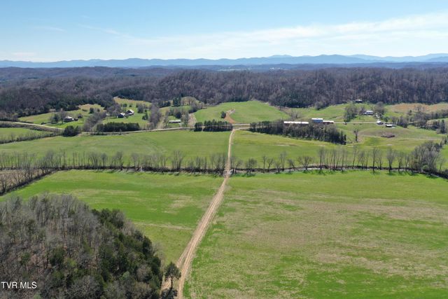 12315 Warrensburg Road, Midway, TN 37809
