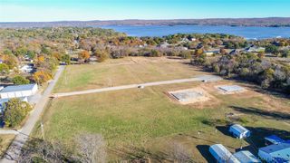 2 Reagan Drive, Eufaula, OK 74432