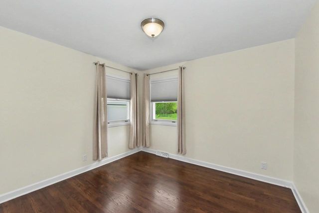 810 Carrington AVENUE, South Milwaukee, WI 53172
