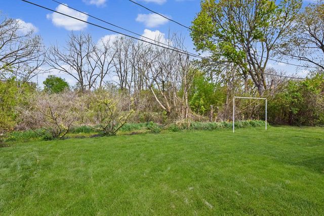 810 Carrington AVENUE, South Milwaukee, WI 53172