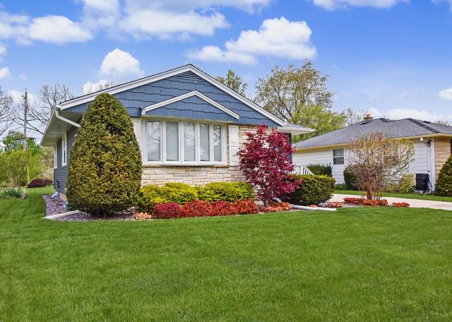 810 Carrington AVENUE, South Milwaukee, WI 53172