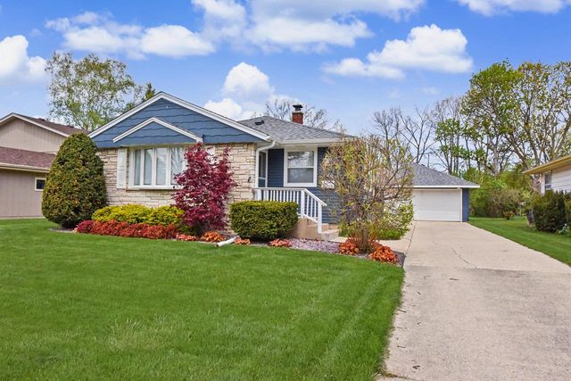 810 Carrington AVENUE, South Milwaukee, WI 53172