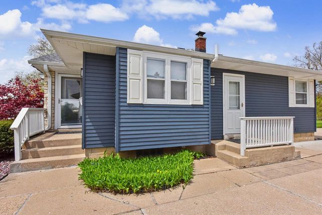 810 Carrington AVENUE, South Milwaukee, WI 53172