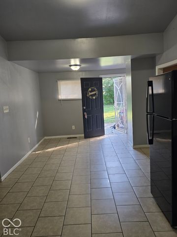 3033 S Fleming Street, Indianapolis, IN 46241