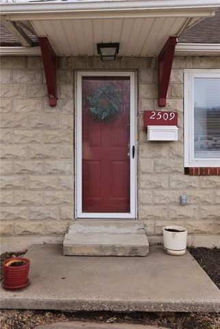 2509 S Sterling Avenue, Independence, MO 64052