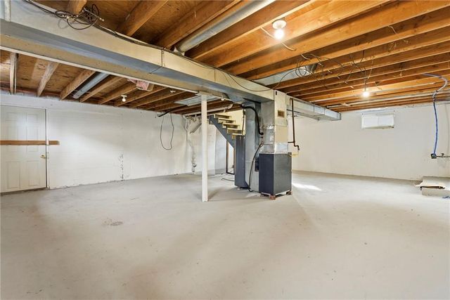 2509 S Sterling Avenue, Independence, MO 64052