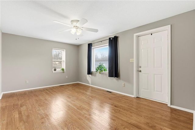 2509 S Sterling Avenue, Independence, MO 64052