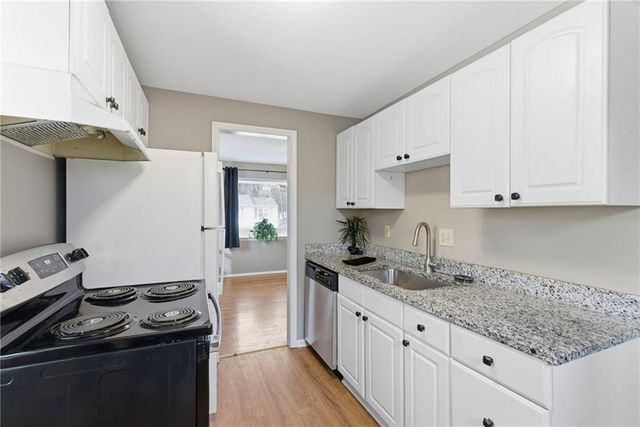 2509 S Sterling Avenue, Independence, MO 64052