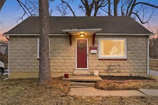 2509 S Sterling Avenue, Independence, MO 64052