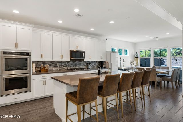 956 W YELLOWSTONE Way, Chandler, AZ 85248