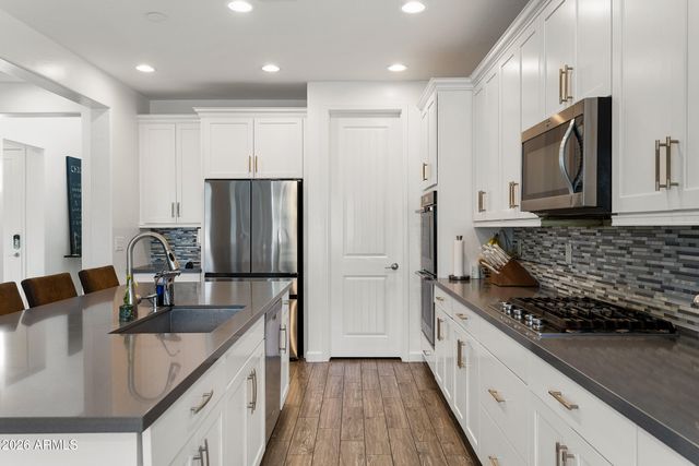 956 W YELLOWSTONE Way, Chandler, AZ 85248