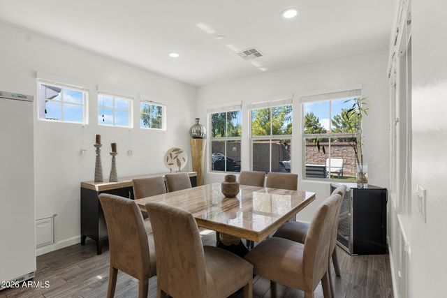 956 W YELLOWSTONE Way, Chandler, AZ 85248