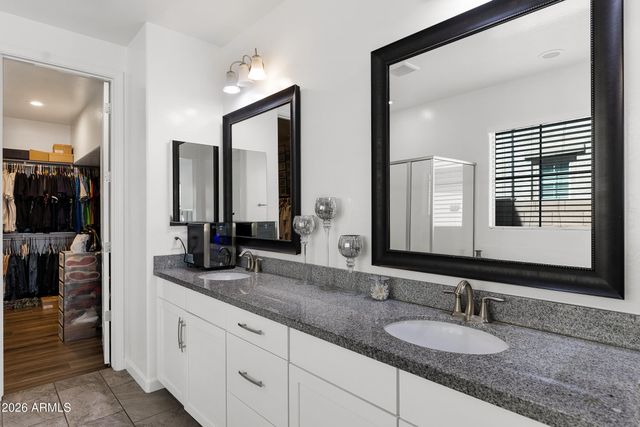 956 W YELLOWSTONE Way, Chandler, AZ 85248