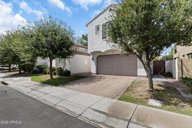 956 W YELLOWSTONE Way, Chandler, AZ 85248