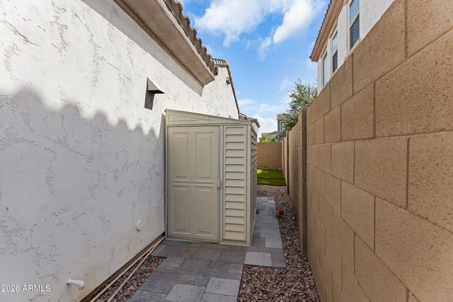 956 W YELLOWSTONE Way, Chandler, AZ 85248
