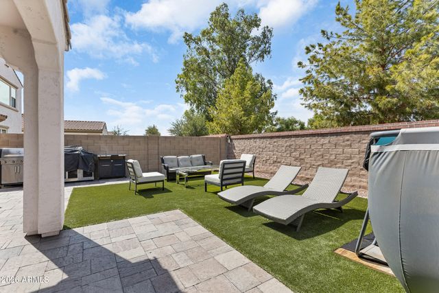 956 W YELLOWSTONE Way, Chandler, AZ 85248