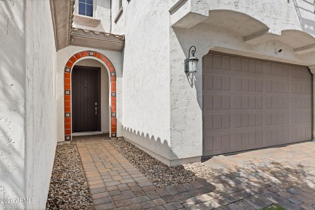 956 W YELLOWSTONE Way, Chandler, AZ 85248