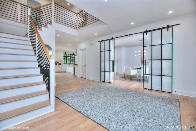 120 WEST Lane, Stamford, CT 06905