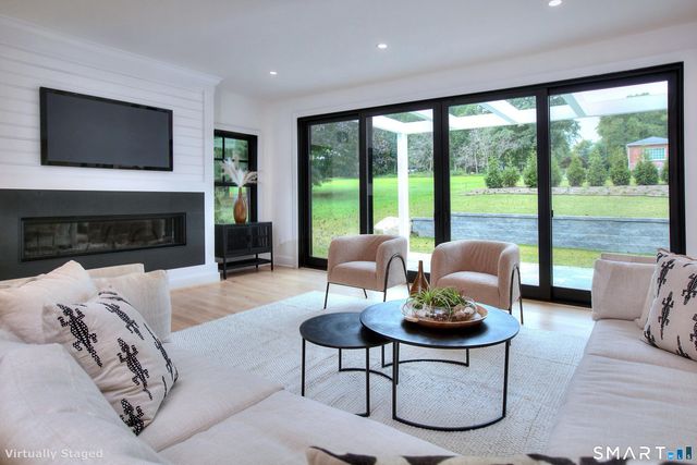 120 WEST Lane, Stamford, CT 06905