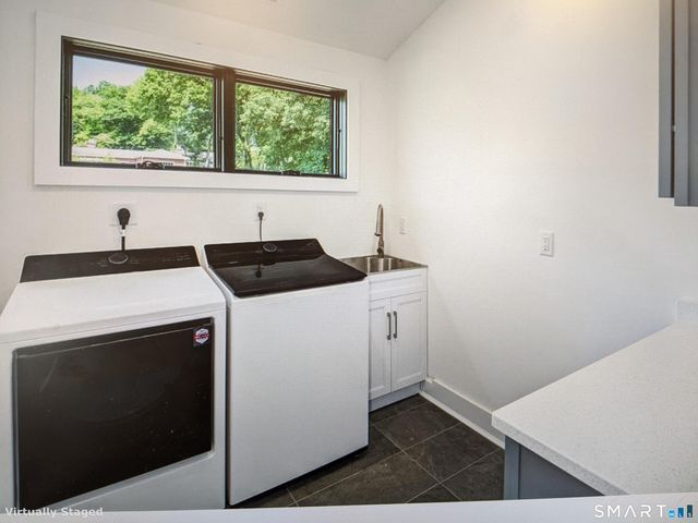 120 WEST Lane, Stamford, CT 06905