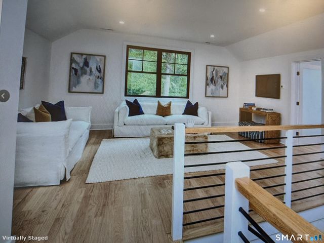 120 WEST Lane, Stamford, CT 06905