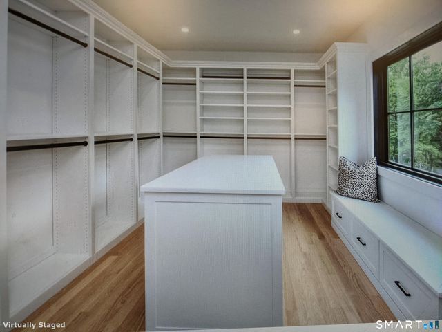 120 WEST Lane, Stamford, CT 06905