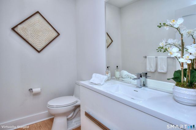 120 WEST Lane, Stamford, CT 06905