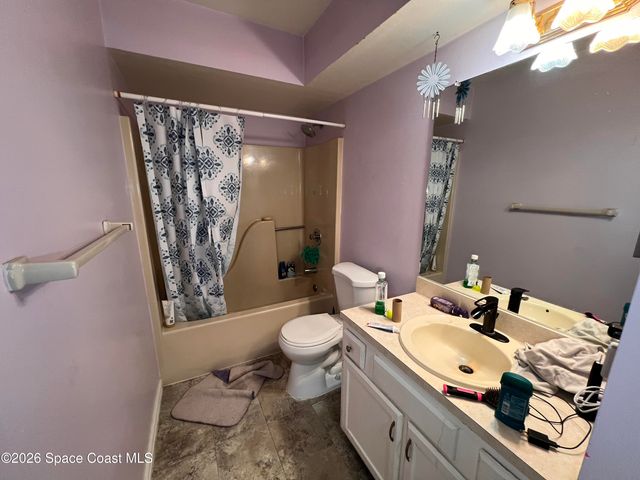 1018 Big Horn Circle NW, Palm Bay, FL 32907