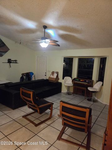 1018 Big Horn Circle NW, Palm Bay, FL 32907
