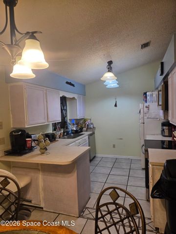 1018 Big Horn Circle NW, Palm Bay, FL 32907