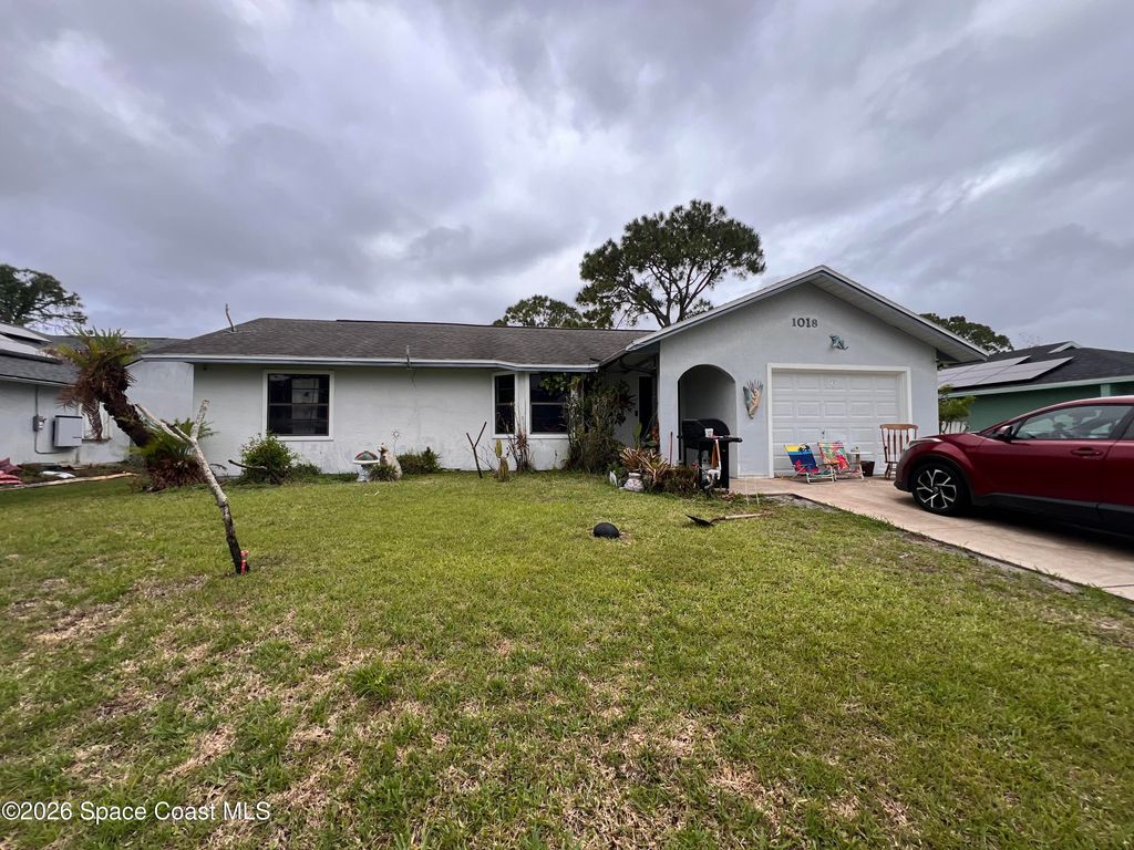 1018 Big Horn Circle NW, Palm Bay, FL 32907