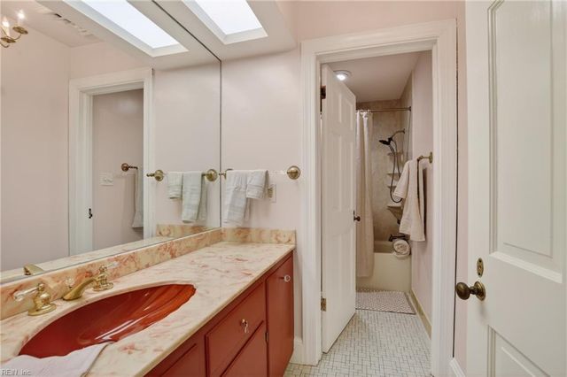 4141 Belvedere DR, Chesapeake, VA 23321