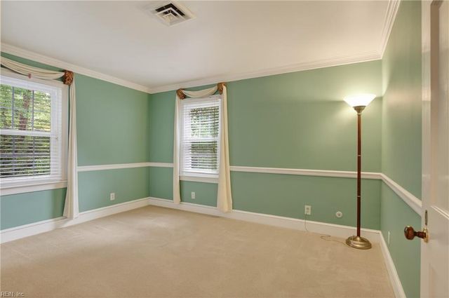 4141 Belvedere DR, Chesapeake, VA 23321