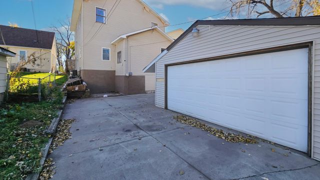 1163 Case Avenue, Saint Paul, MN 55106