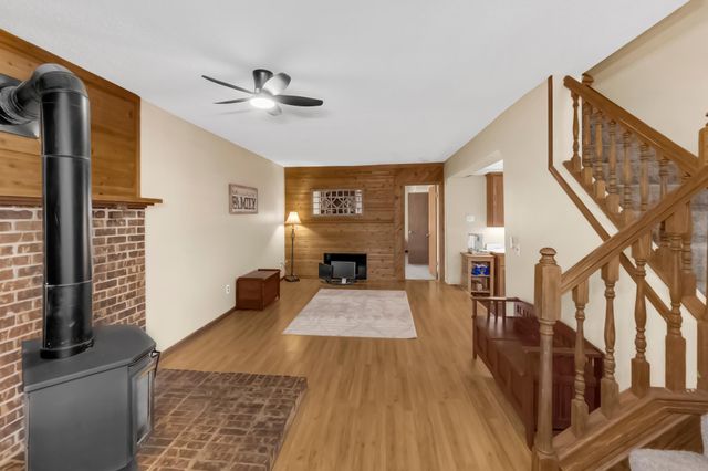 1163 Case Avenue, Saint Paul, MN 55106