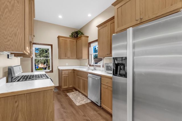 1163 Case Avenue, Saint Paul, MN 55106