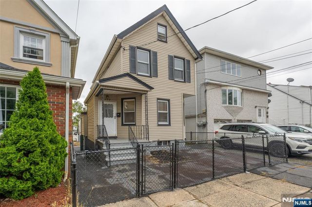 352 Forest Street, Kearny, NJ 07032