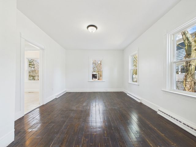 12 Sherman St, Attleboro, MA 02703