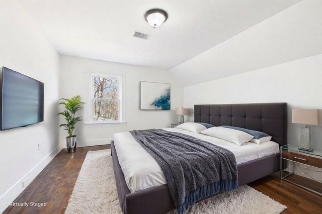 12 Sherman St, Attleboro, MA 02703