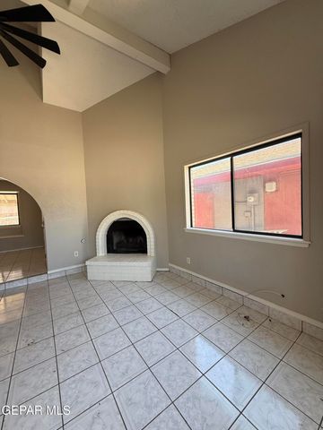 11708 Sierra Azul Drive, El Paso, TX 79936