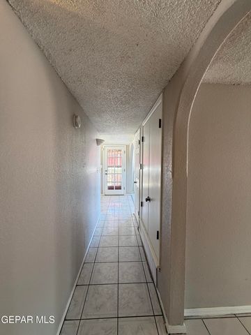 11708 Sierra Azul Drive, El Paso, TX 79936