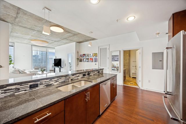 360 Nueces ST 3309, Austin, TX 78701