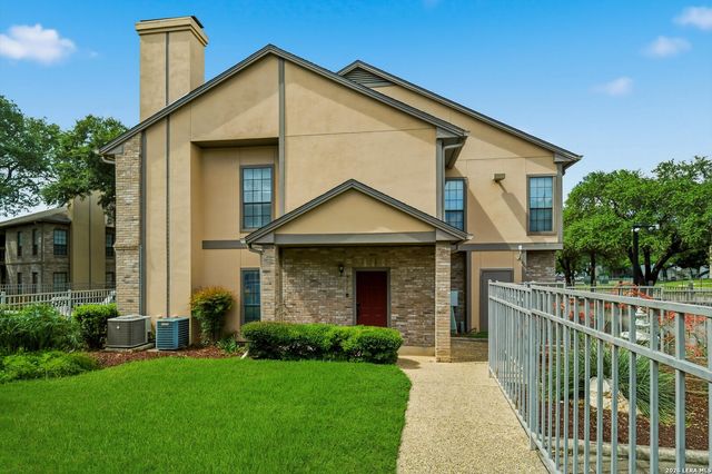 11839 Parliament St Apt 311, San Antonio, TX 78216