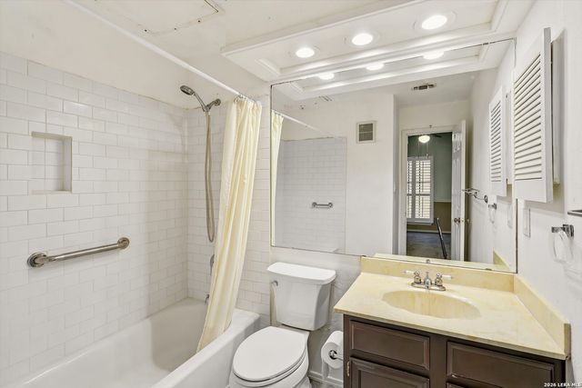 11839 Parliament St Apt 311, San Antonio, TX 78216